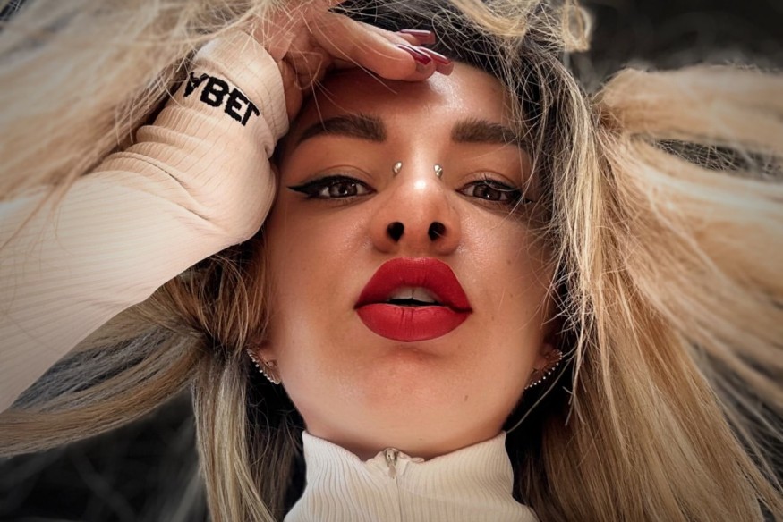 Співачка TRINY T експериментує із новим звучання у роботі «Краплинка»